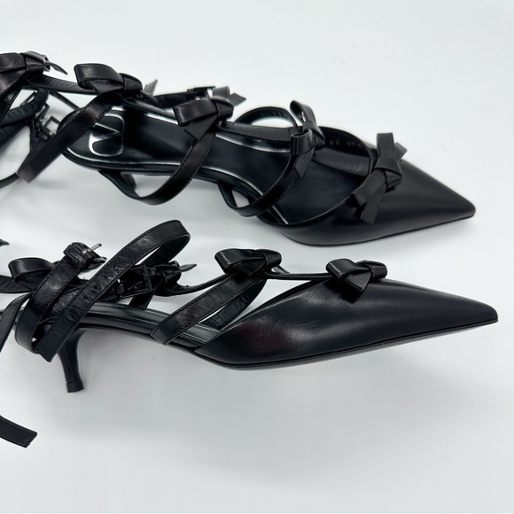 VALENTINO GARAVANI Bow Buckled Strap Pointed Toe Pump - Picture 2 of 7